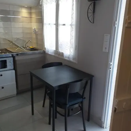 Апартаменты L'ilot A Homey Home's *